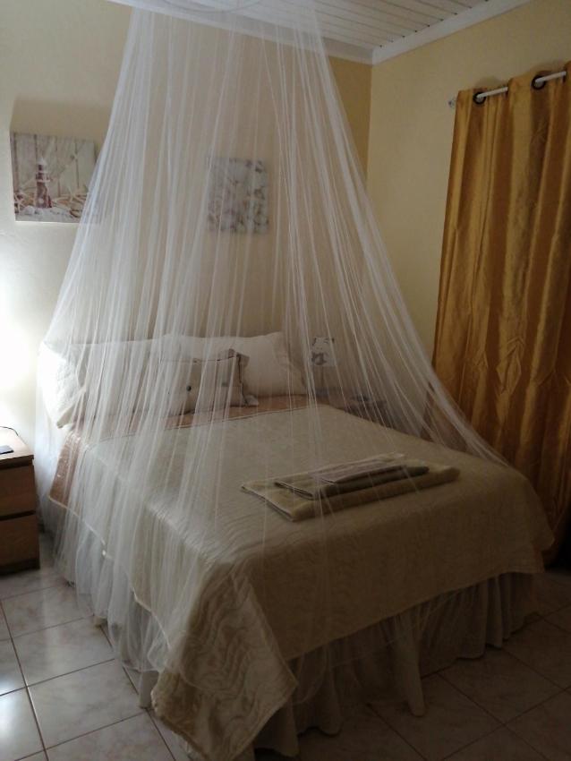 Comfortable room in shared house. Private bathroom