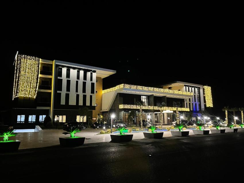 Deluxe Resort and SPA