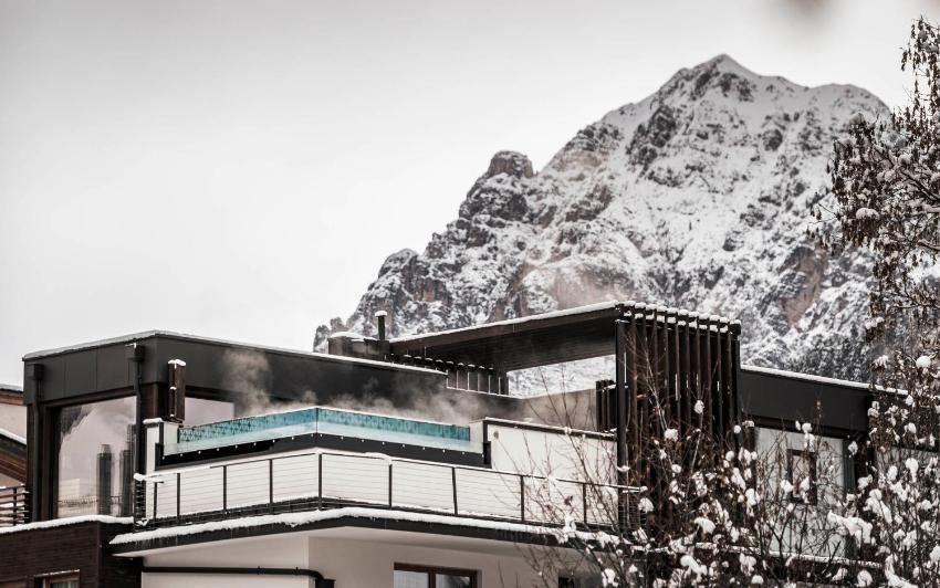 Stoa - Elegant & Romantic Guest House