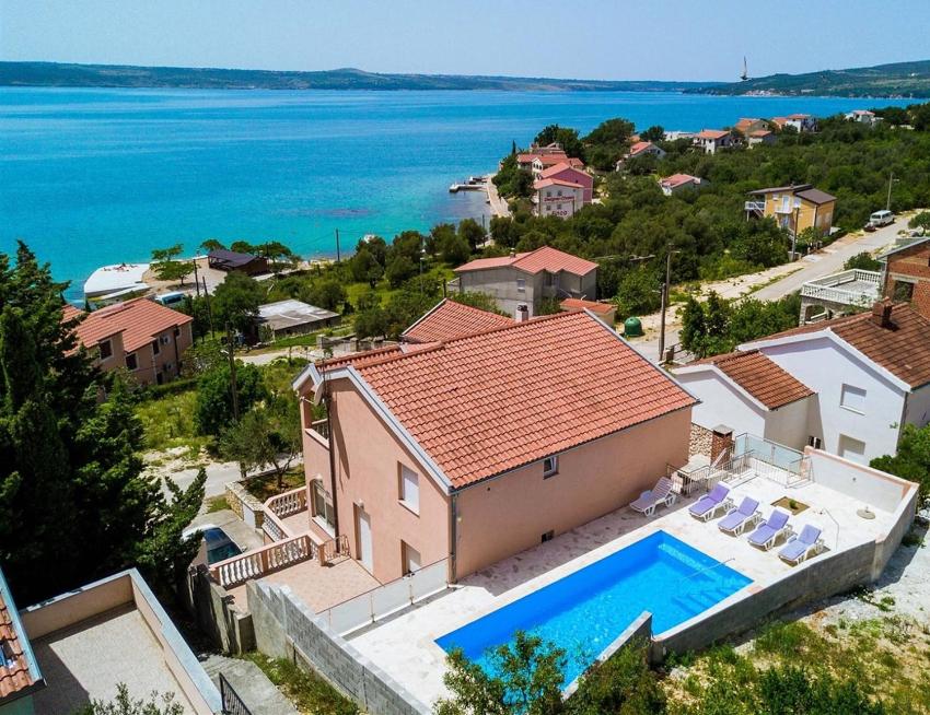 Poolincluded - Villa Maja