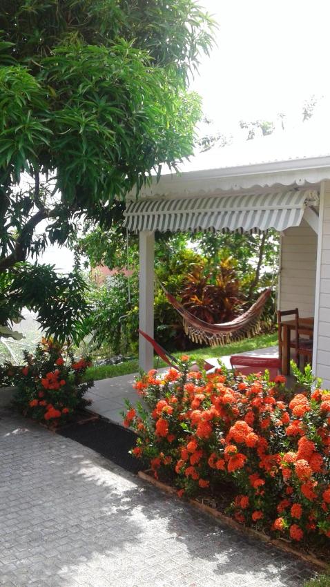 Maison d'une chambre avec vue sur la mer jardin amenage et wifi a Le Robert