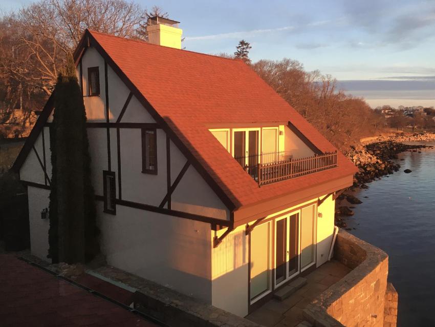 Point Radio Cottage