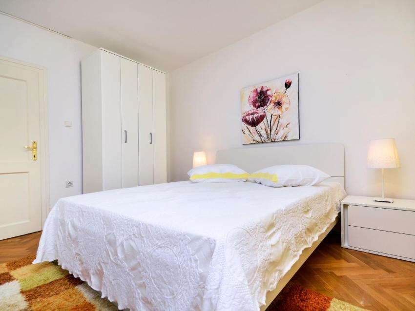 Holiday Home Stara Lipa