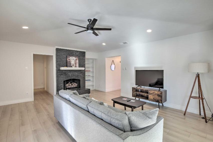 Stunning Plano Home with Private Pool and Hot Tub