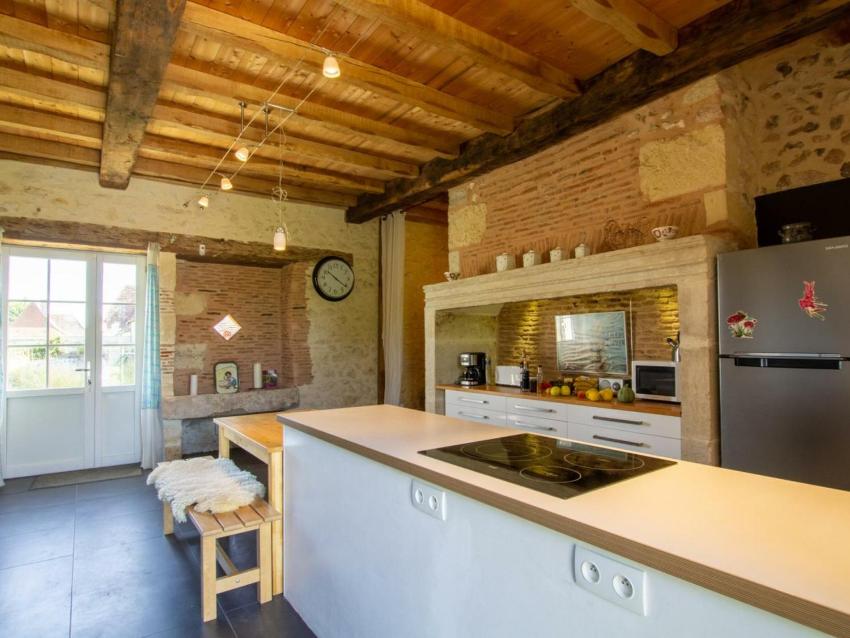 Gîte Saint-Pierre-de-Chignac, 6 pièces, 11 personnes - FR-1-616-221