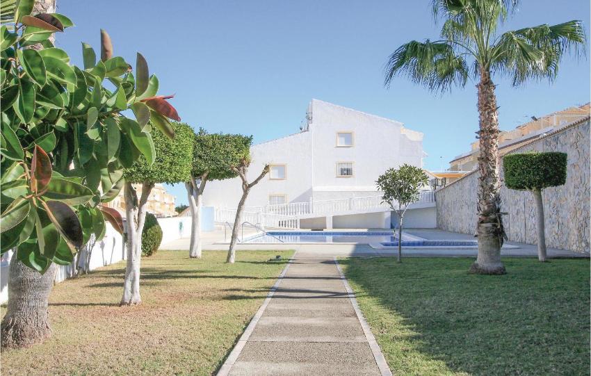 Awesome home in Santa Pola with WiFi, Outdoor swimming pool and Swimming pool