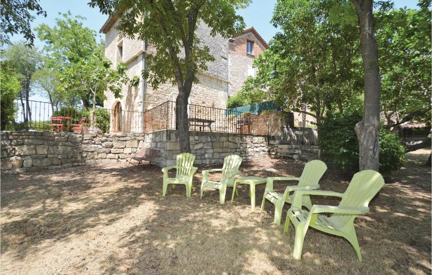 Amazing home in Barjac with 3 Bedrooms, WiFi and Outdoor swimming pool