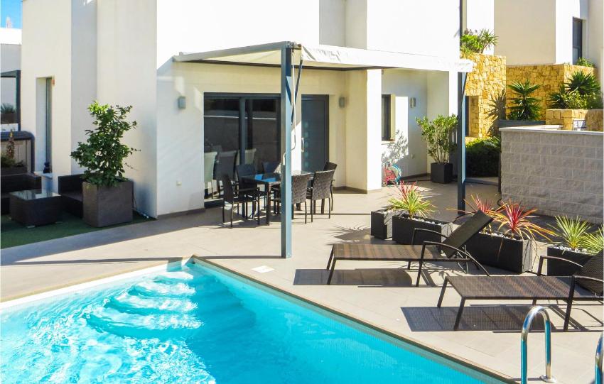 Beautiful home in Ciudad Quesada with 3 Bedrooms, WiFi and Swimming pool