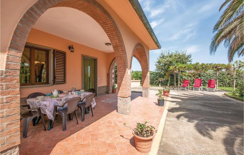 Beautiful apartment in Cecina LI with 2 Bedrooms