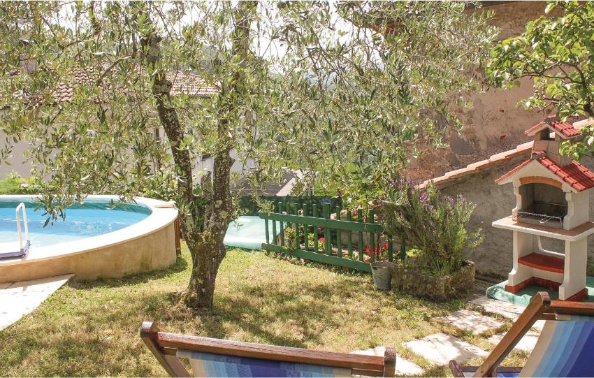 Amazing home in Bagni di Lucca LU with 5 Bedrooms, WiFi and Outdoor swimming pool