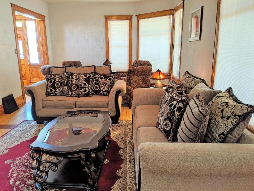 Sagebrush I - Perfect Romantic Getaway plus Fido