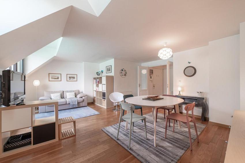 Duplex apartment with balcony on the lake classified 3 stars