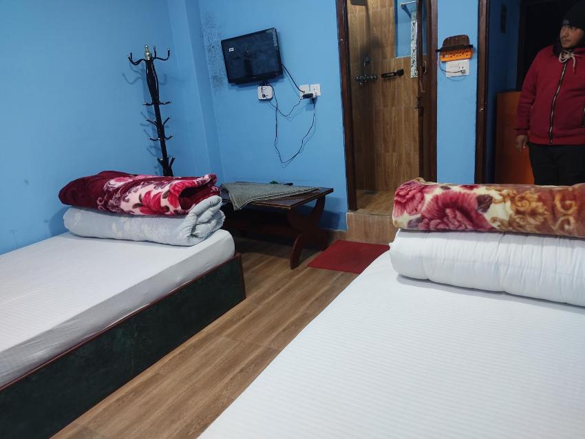 SS Hotel Kings & Lodge, Charikot Dolakha