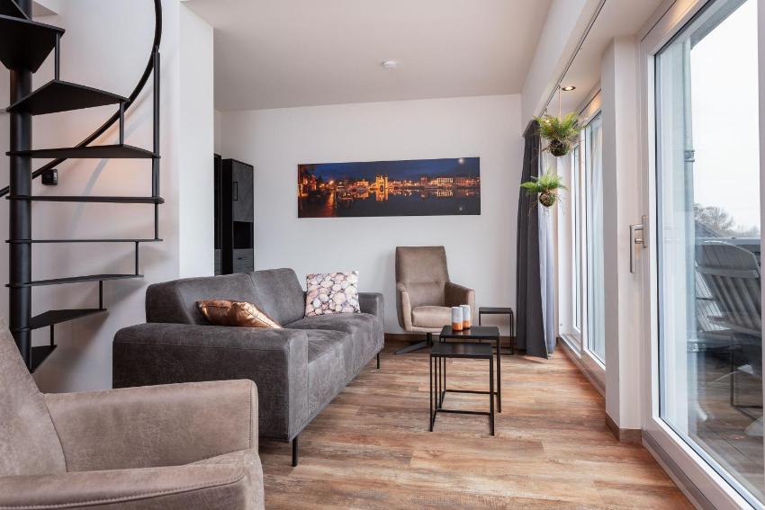 Bovenappartement Paviljoenwei 12, Offingawier