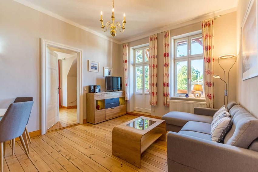 Haus auf dem Hügel Die Klassische 06