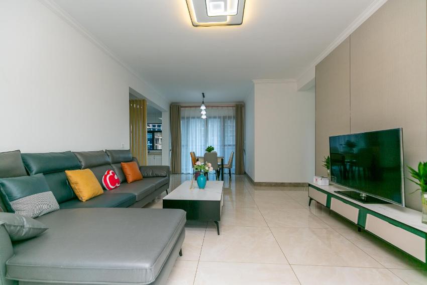 Locals Apartment House 05