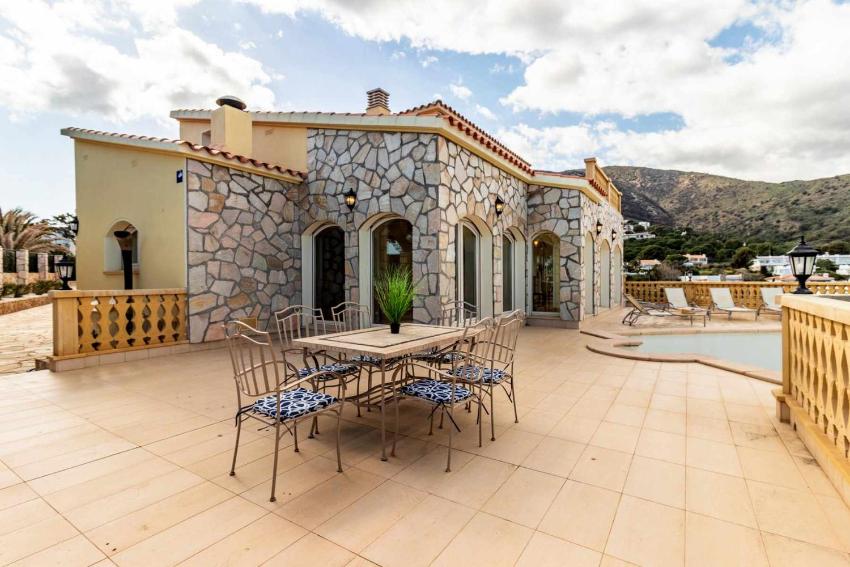 PORT DE LA SELVA 96 magnífica casa con piscina privada y vistas