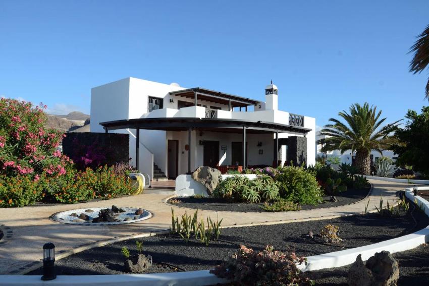 Home Casa Sueño in the Village of Mala