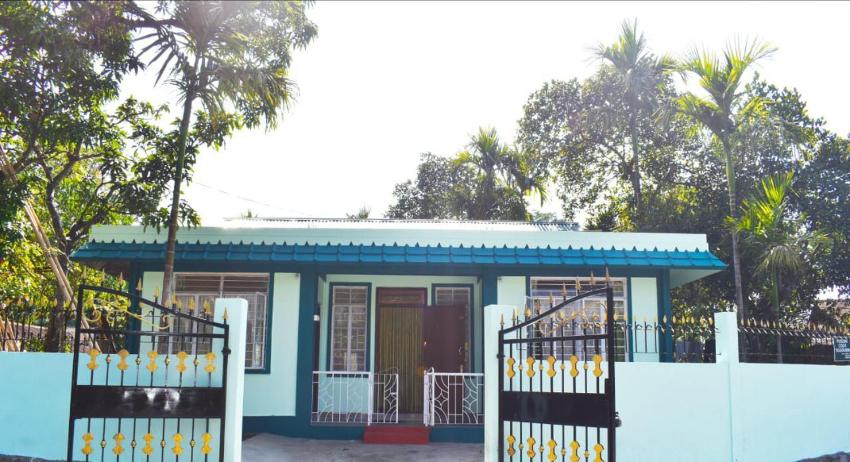 PT Khongknaw guest house