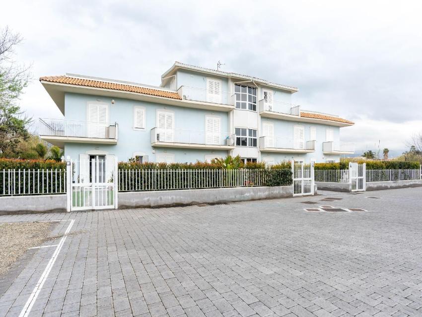 Beautiful holiday home in Mascali at the beach