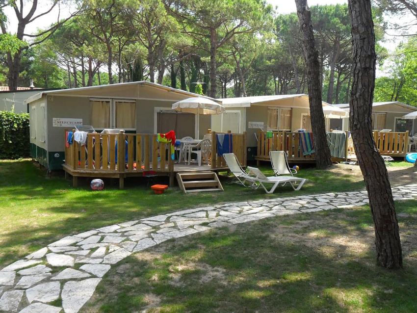 Charming mobile home in Sorso with garden