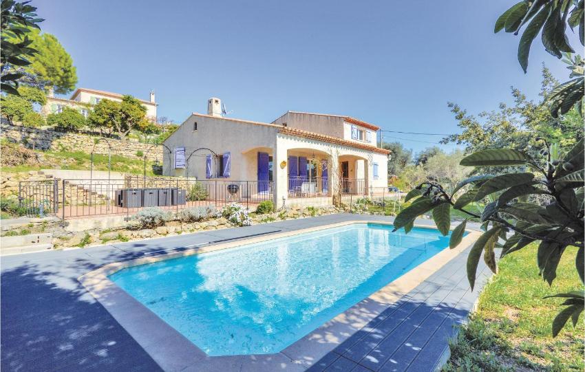 Nice home in Vallauris with 5 Bedrooms, Private swimming pool and Outdoor swimming pool