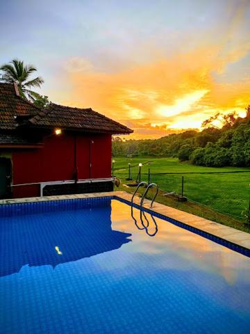 7Th Heaven Service Villa