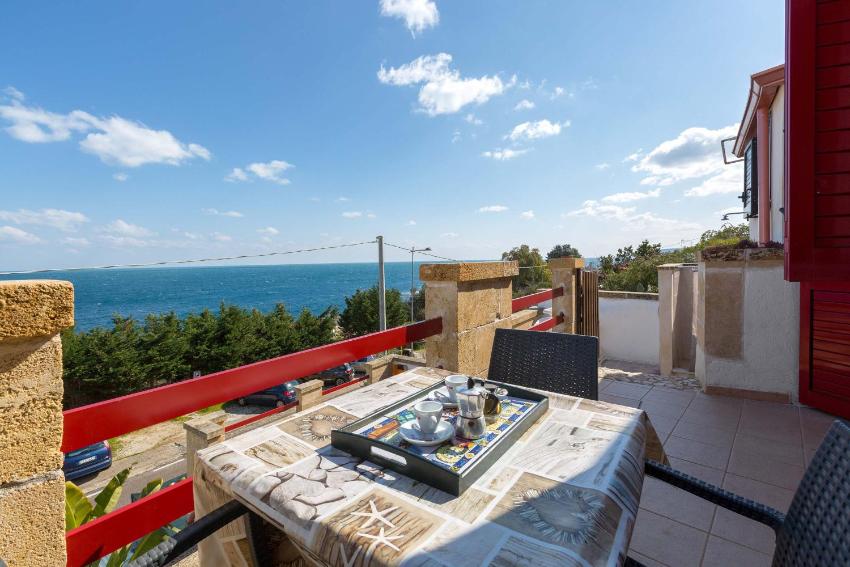 Il Balconcino sul mare by BarbarHouse