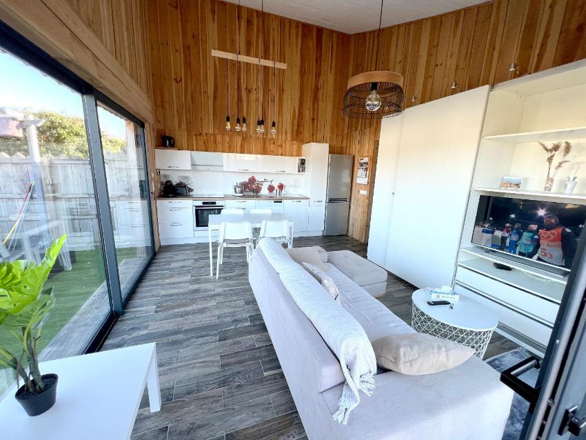 Maison d'une chambre avec jardin clos a Ares