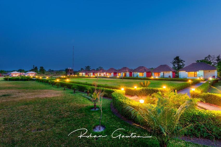 Corbett Jungle Forest Resort