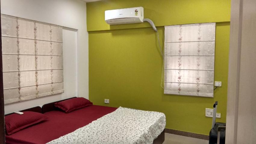 Lovely 2BHK at MagarpattaCity with Scenic Garden views AC&Wifi P4