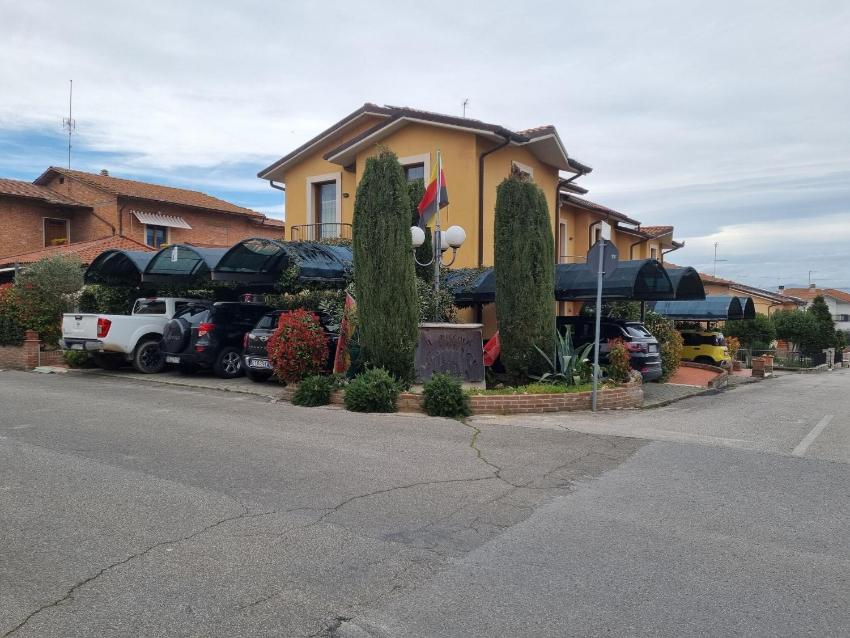 Cozy apartment at the center of Acquaviva SI