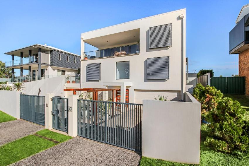 Anderson Luxury Home