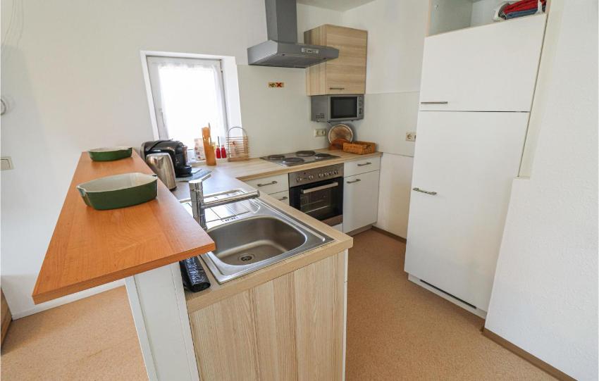 Beautiful home in Schlierbach with 4 Bedrooms and WiFi