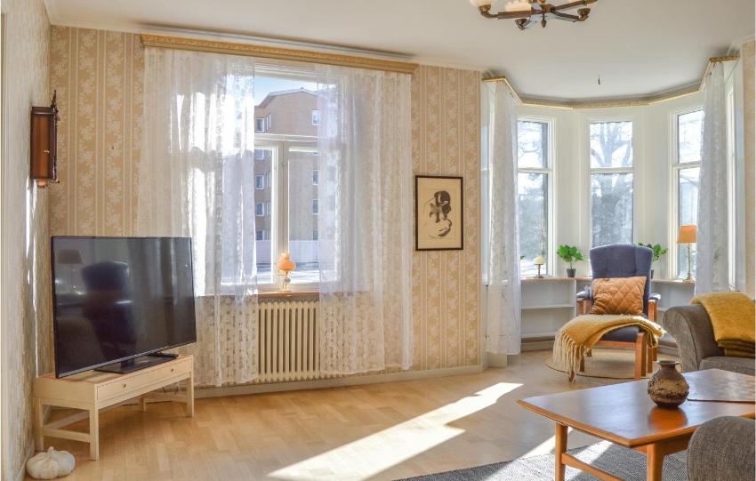 Nice home in Nynäshamn with 4 Bedrooms