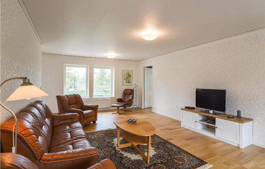 Stunning home in Svanskog with Sauna, WiFi and 3 Bedrooms