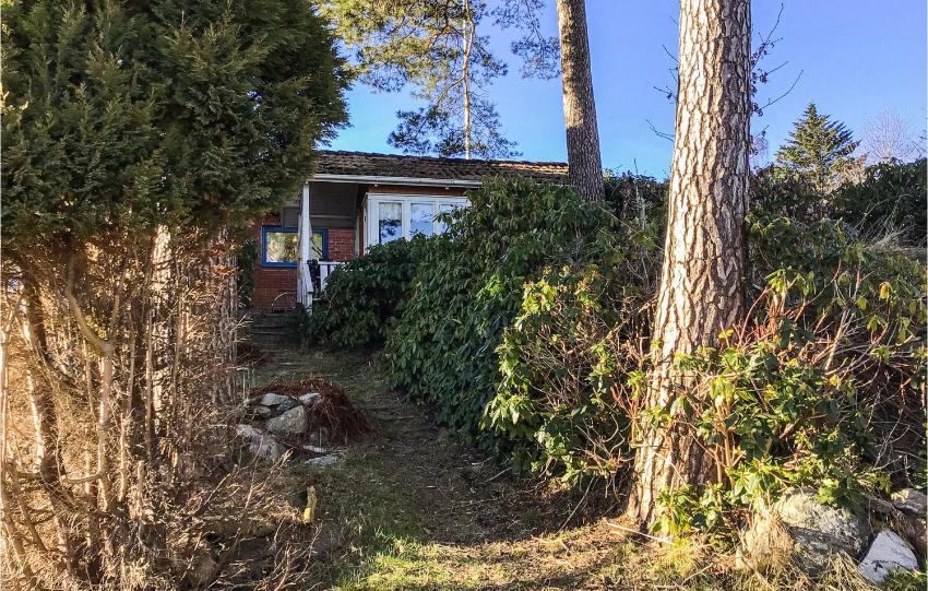 Beautiful home in Onsala with Sauna, WiFi and 1 Bedrooms