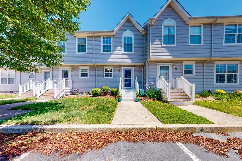 Bethany Meadows -- 38172 Beachwood #10