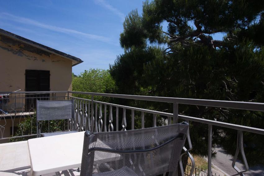 S173 - Sirolo, ampio trilocale comodo ai servizi sx