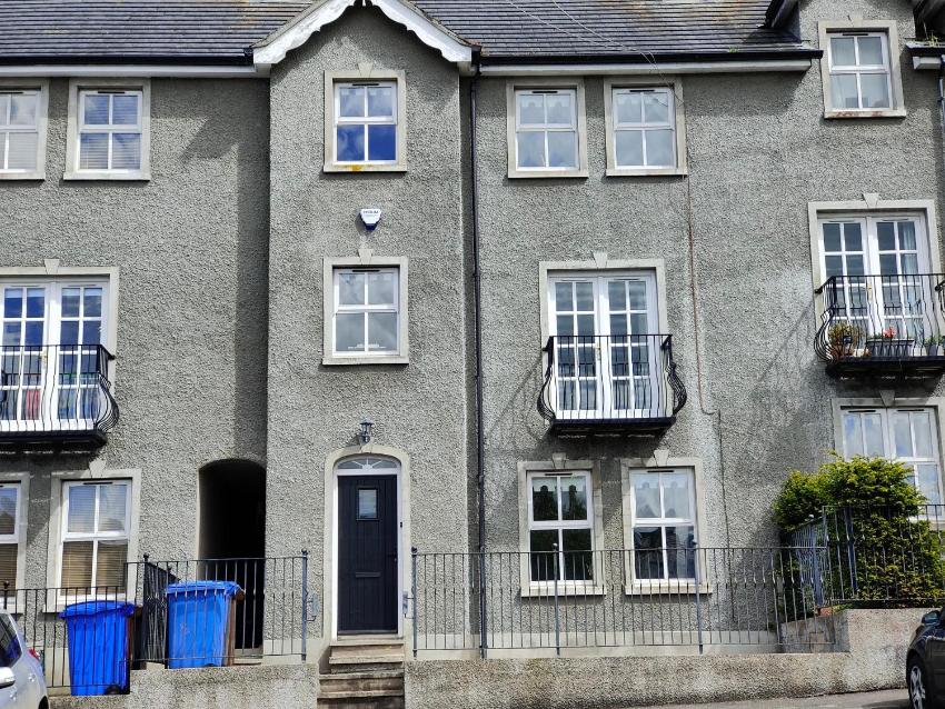 Castleview Large 3 Bedroom Family House - Glenarm