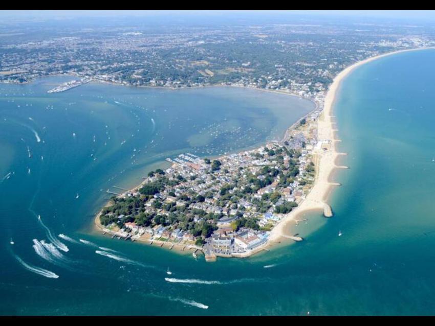 Luxury Private Classy Modern Apartment - Sandbanks