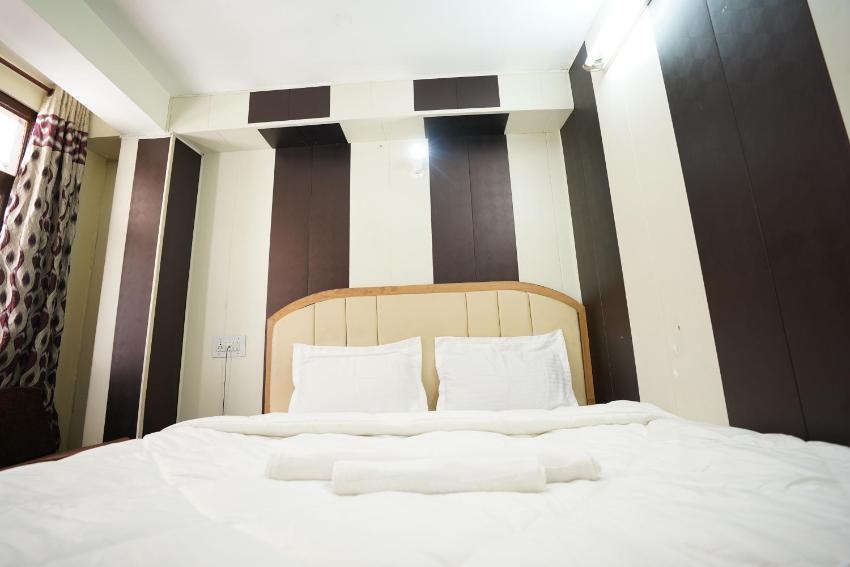 Holiday Guest House By WB Inn