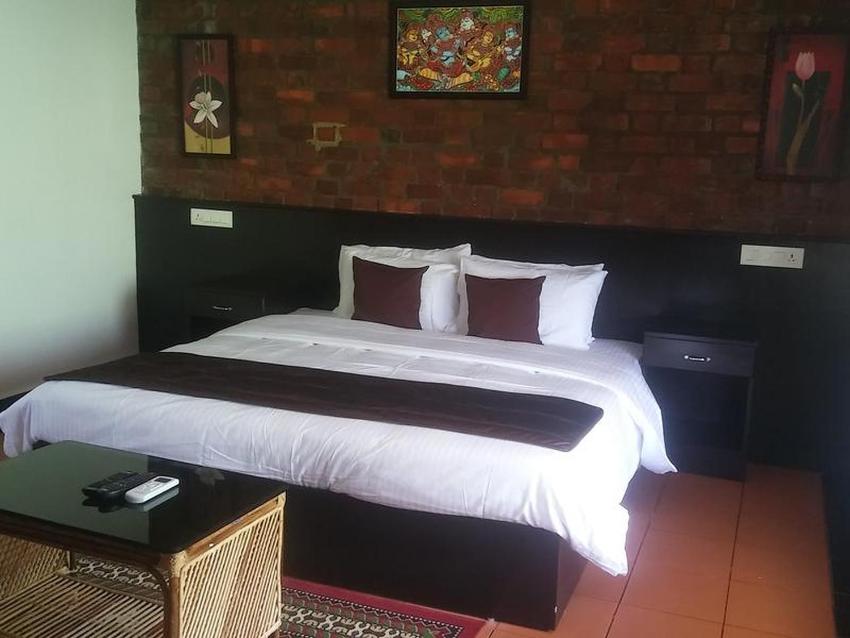 Room in Farmhouse - Guest room in Mango Village farm house - 2 guests, pure cultural experience