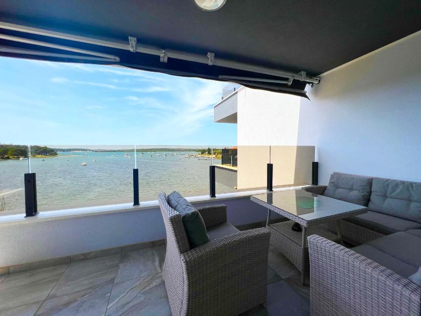 Apartment Jasmin with sea view