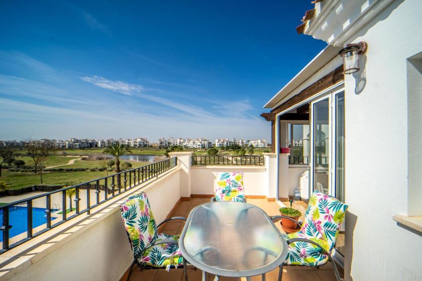 Homely Apartment at Hacienda Riquelme Golf - IO23HR