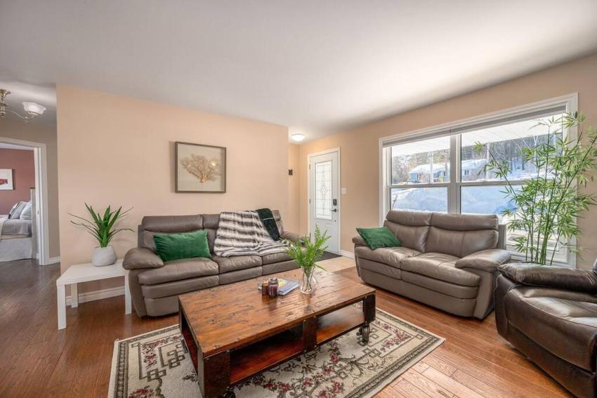 Shred Shed I Sled In & Sled Out I Patio & BBQ I TV