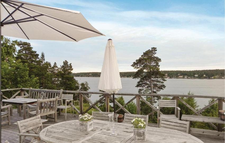 Awesome home in Vaxholm with 3 Bedrooms and WiFi