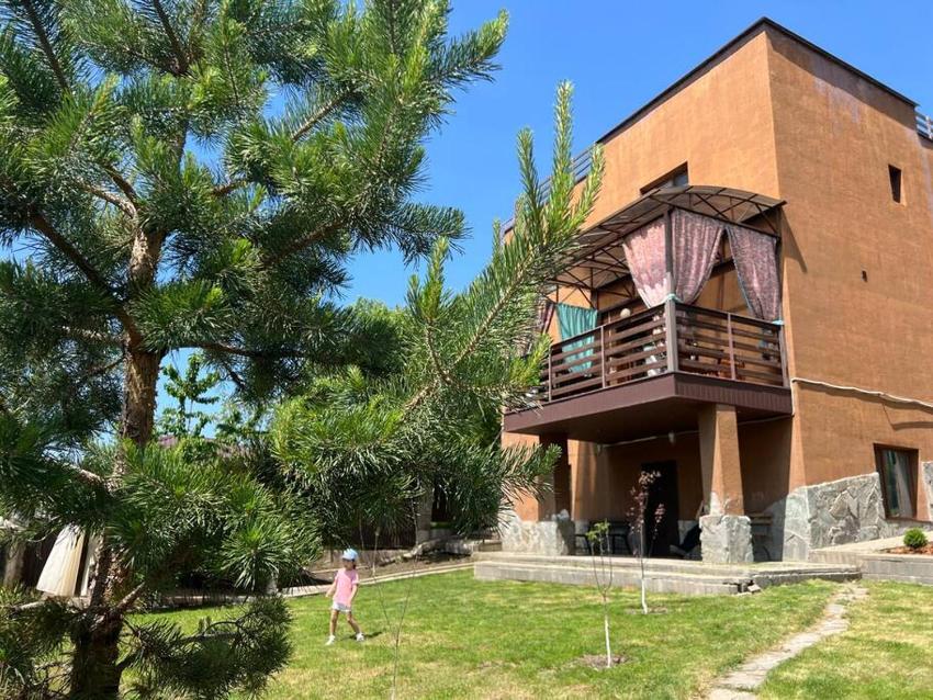 Сдам уютный дом на долгий срок.