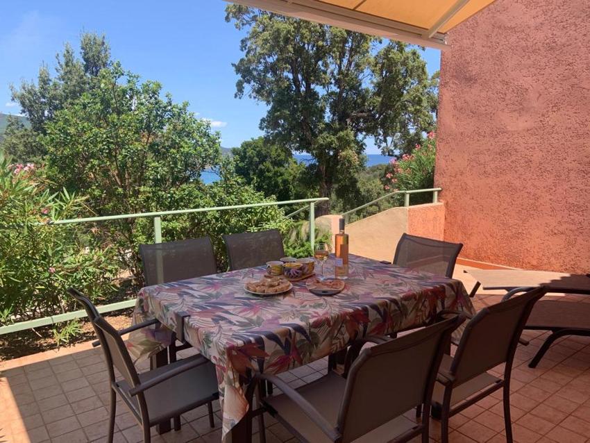 LAURIU - clim- vue mer -5pers