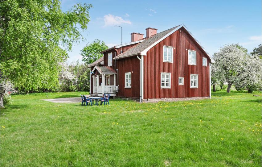 Beautiful apartment in Sunnemo with WiFi and 3 Bedrooms